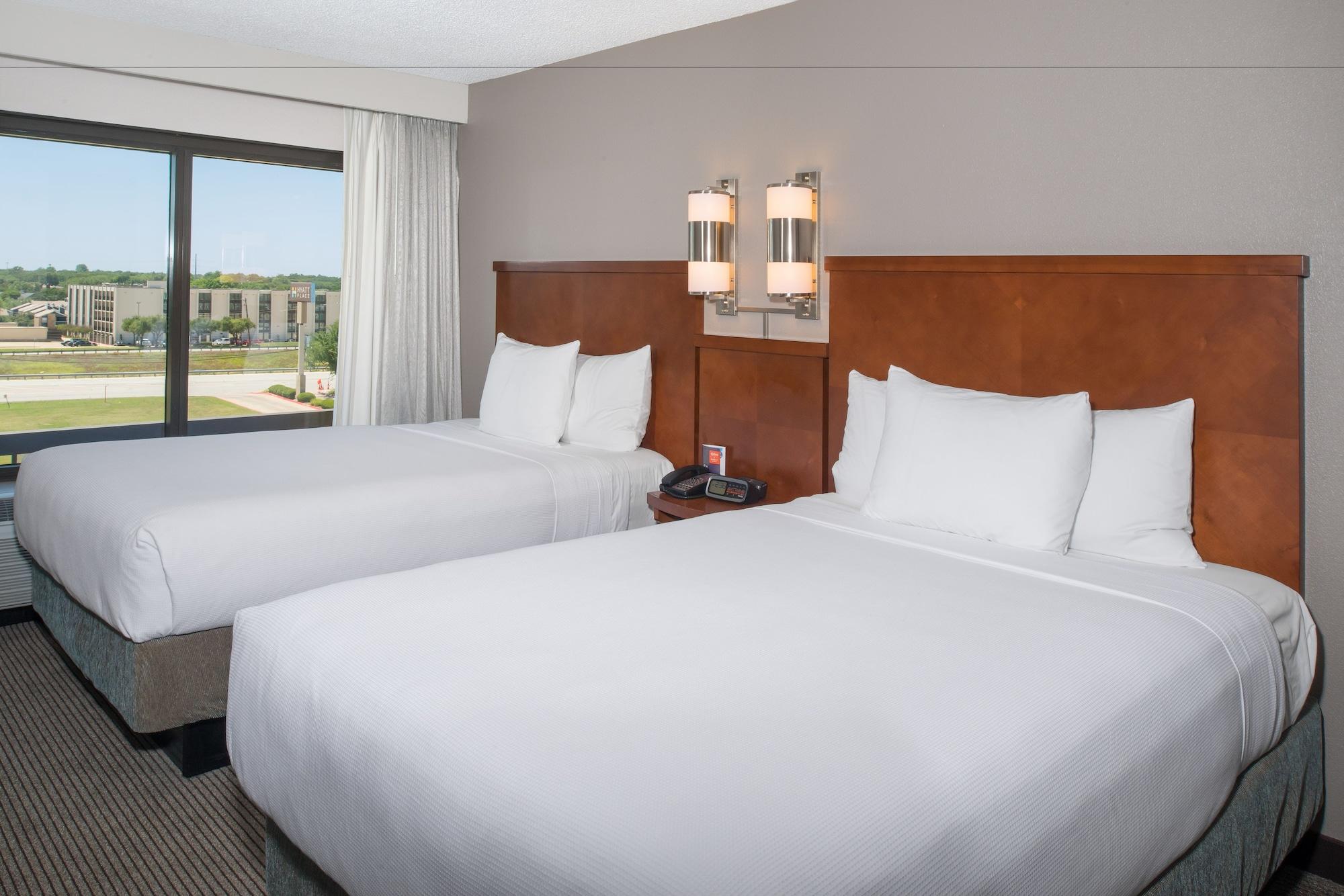 Hyatt Place Dallas/North Arlington/Grand Prairie ภายนอก รูปภาพ